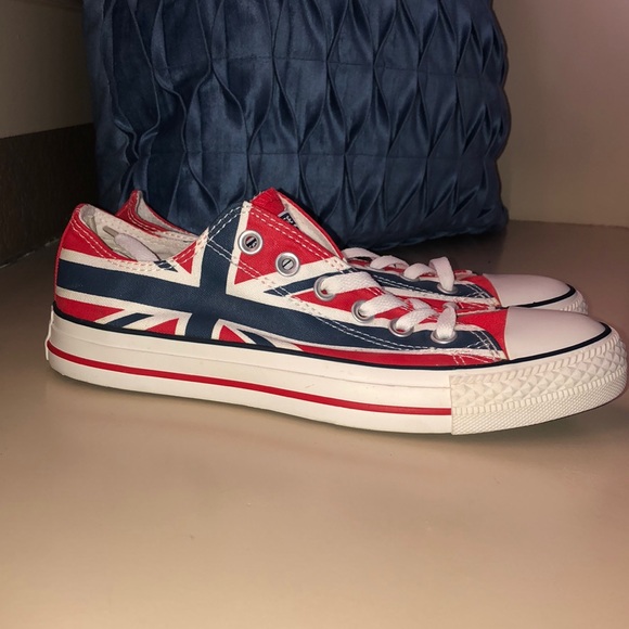 Converse British Flag sneakers - never worn before - Picture 3 of 4